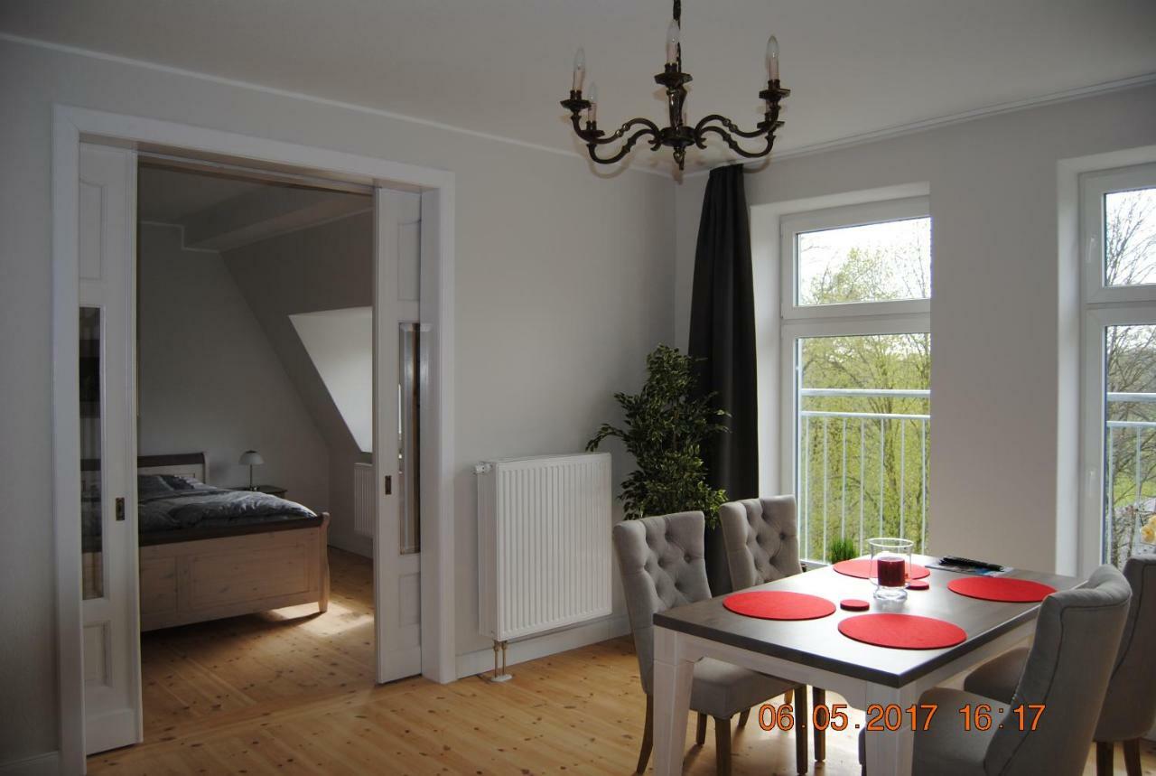 Ruhige Ferienwohnung In Der City Koenigswohnung Kiel Exterior foto