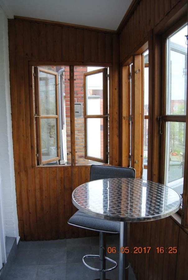 Ruhige Ferienwohnung In Der City Koenigswohnung Kiel Exterior foto