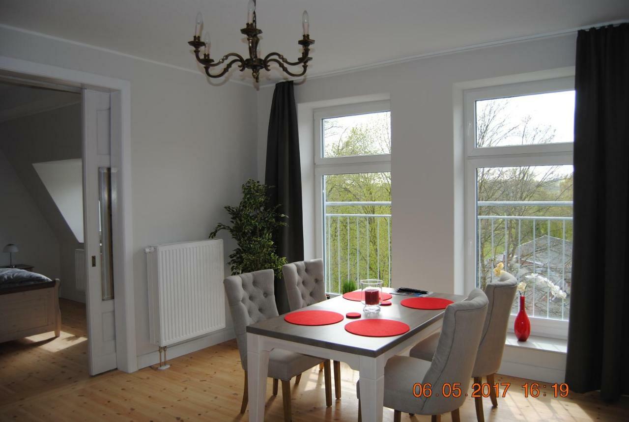 Ruhige Ferienwohnung In Der City Koenigswohnung Kiel Exterior foto